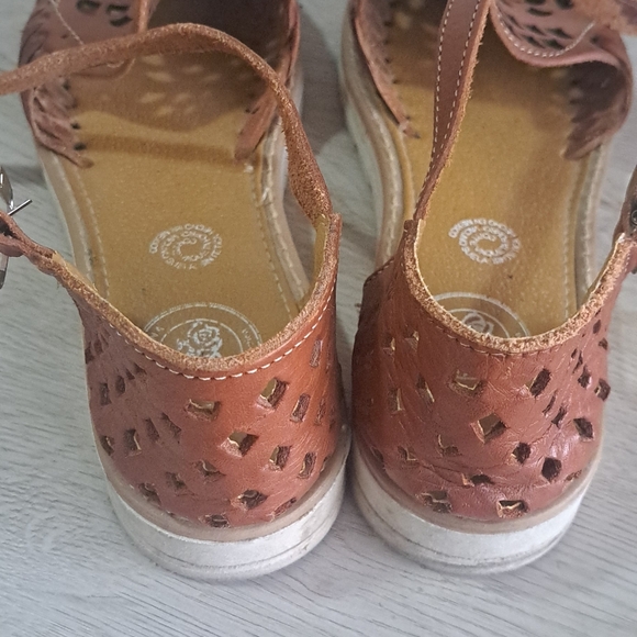 Leather Sandles - Picture 3 of 3